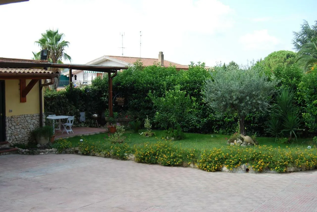 Апартаменты ***** La Casa Di Gio Кальтаниссетта